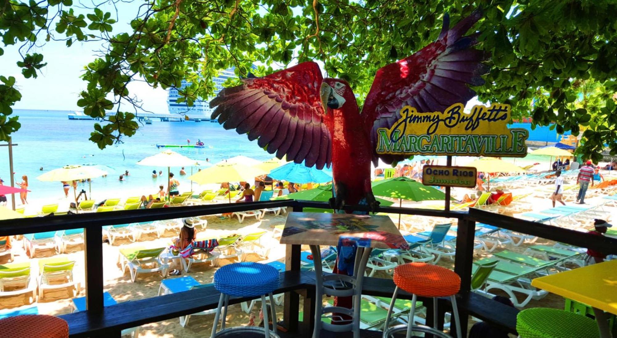 Oceanbreeze Jamaica Penthouse, 7-Minute Walk To Beach Ocho Rios Buitenkant foto